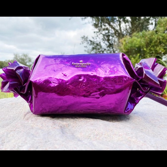 Kate Spade โ ๏ธ ๐ฌ Candy Crossbody - Picture 4 of 4